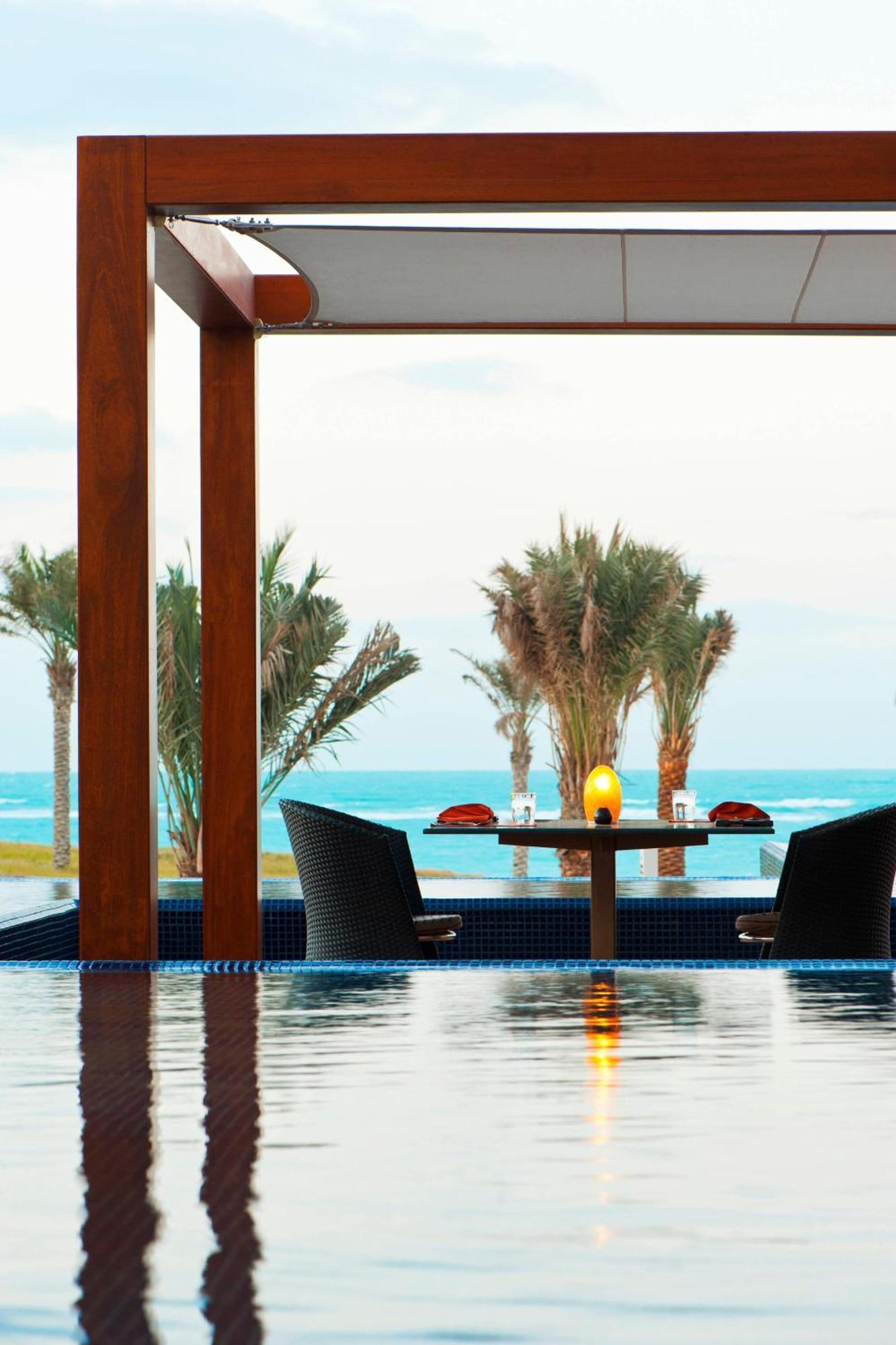 The St. Regis Saadiyat Island Resort, Resort